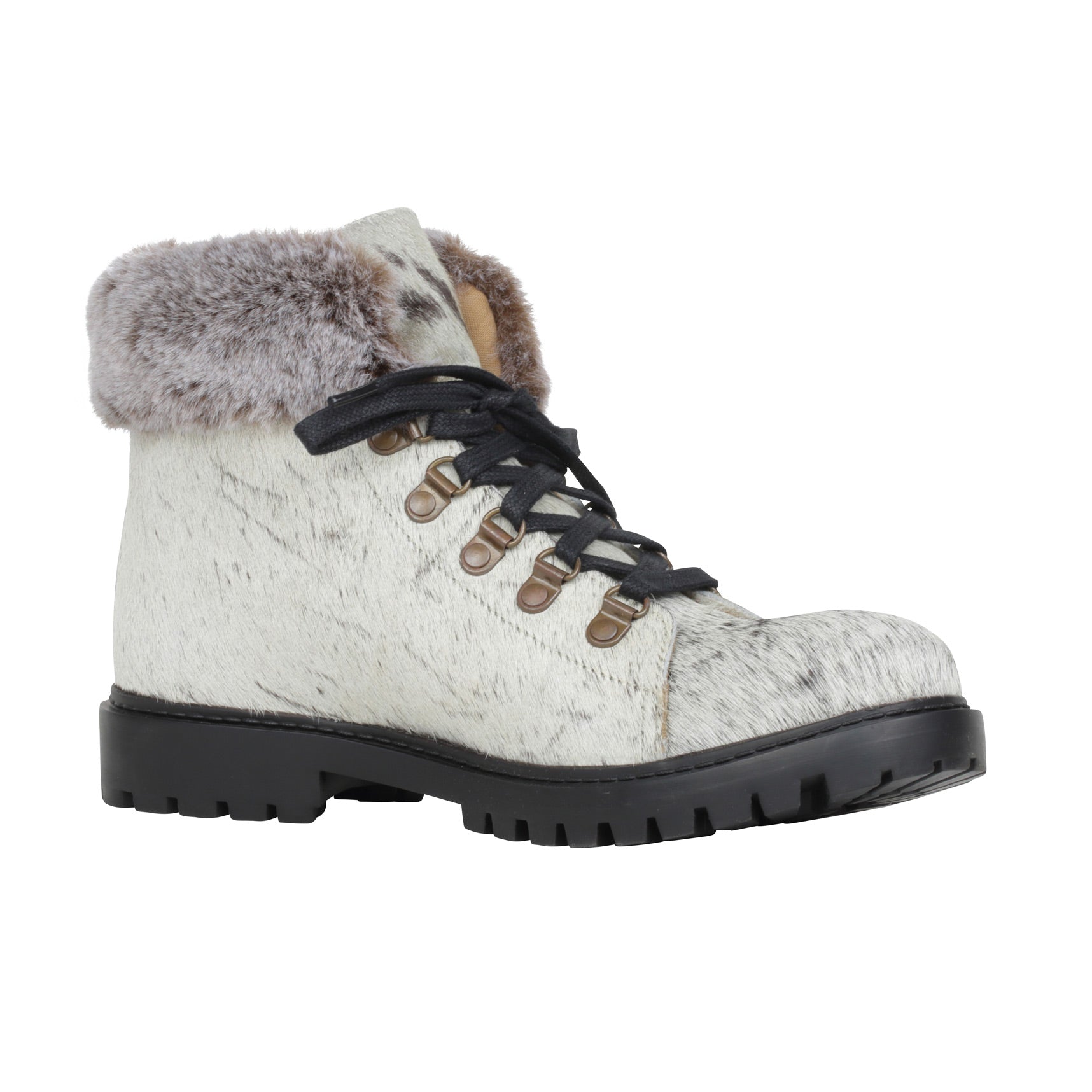 Turbulent Boots