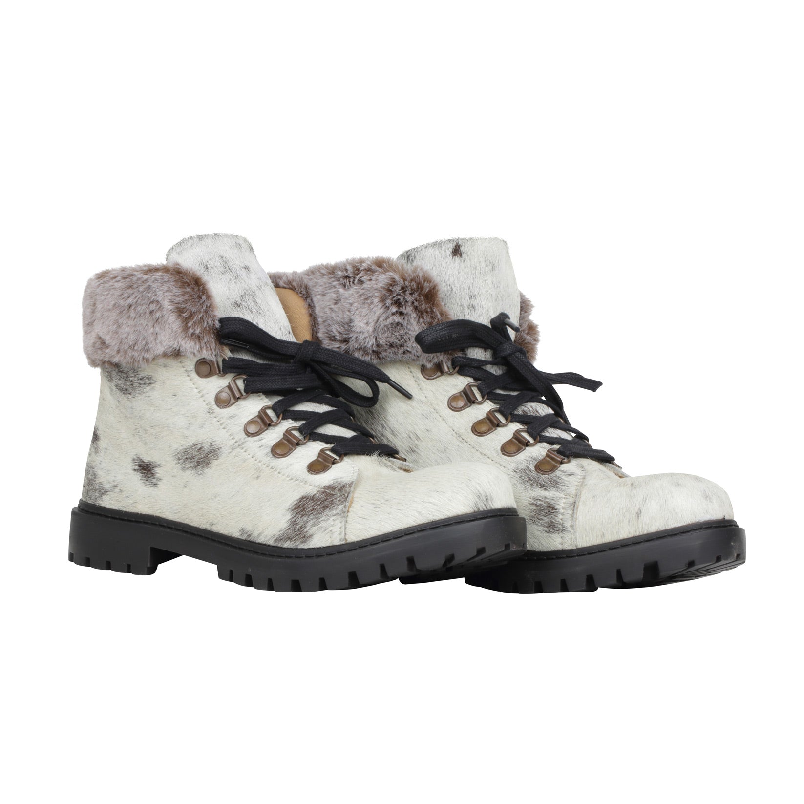Turbulent Boots