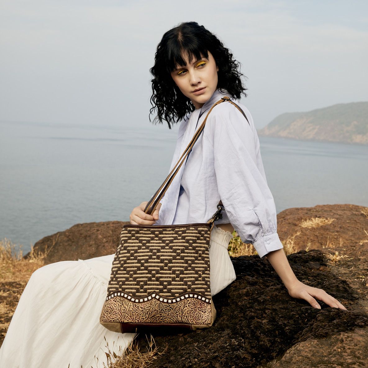 Dunes Shoulder Bag