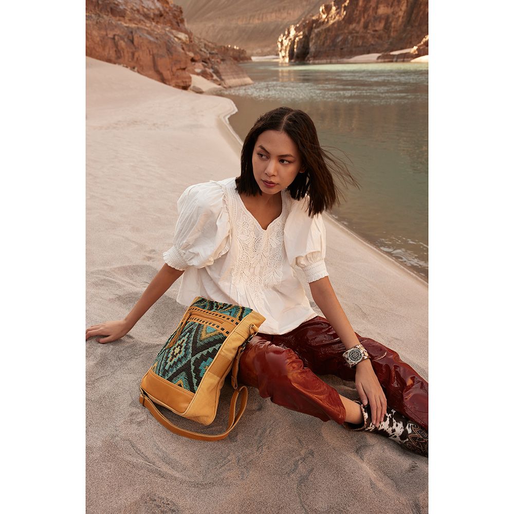 Sunridge Stylish Basin Shoulder Bag