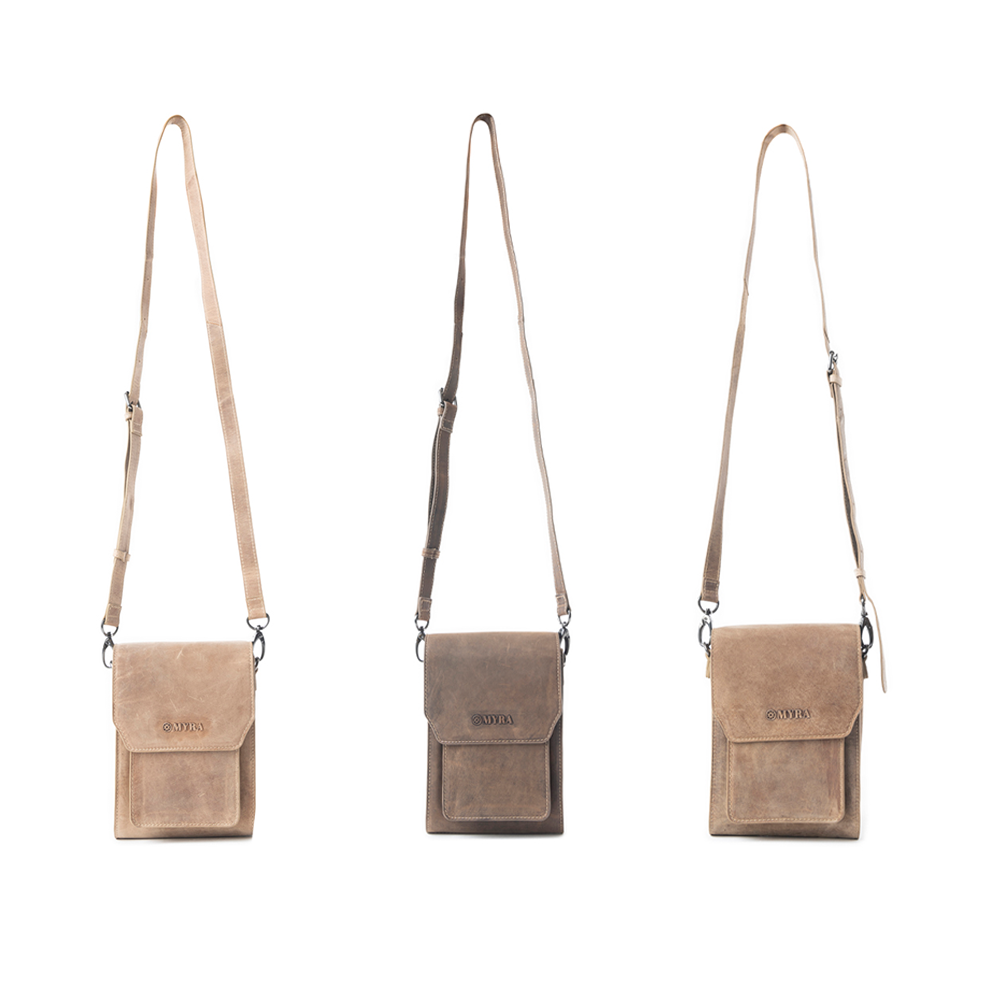 Padrina Trail Leather Bag In Dark Sand