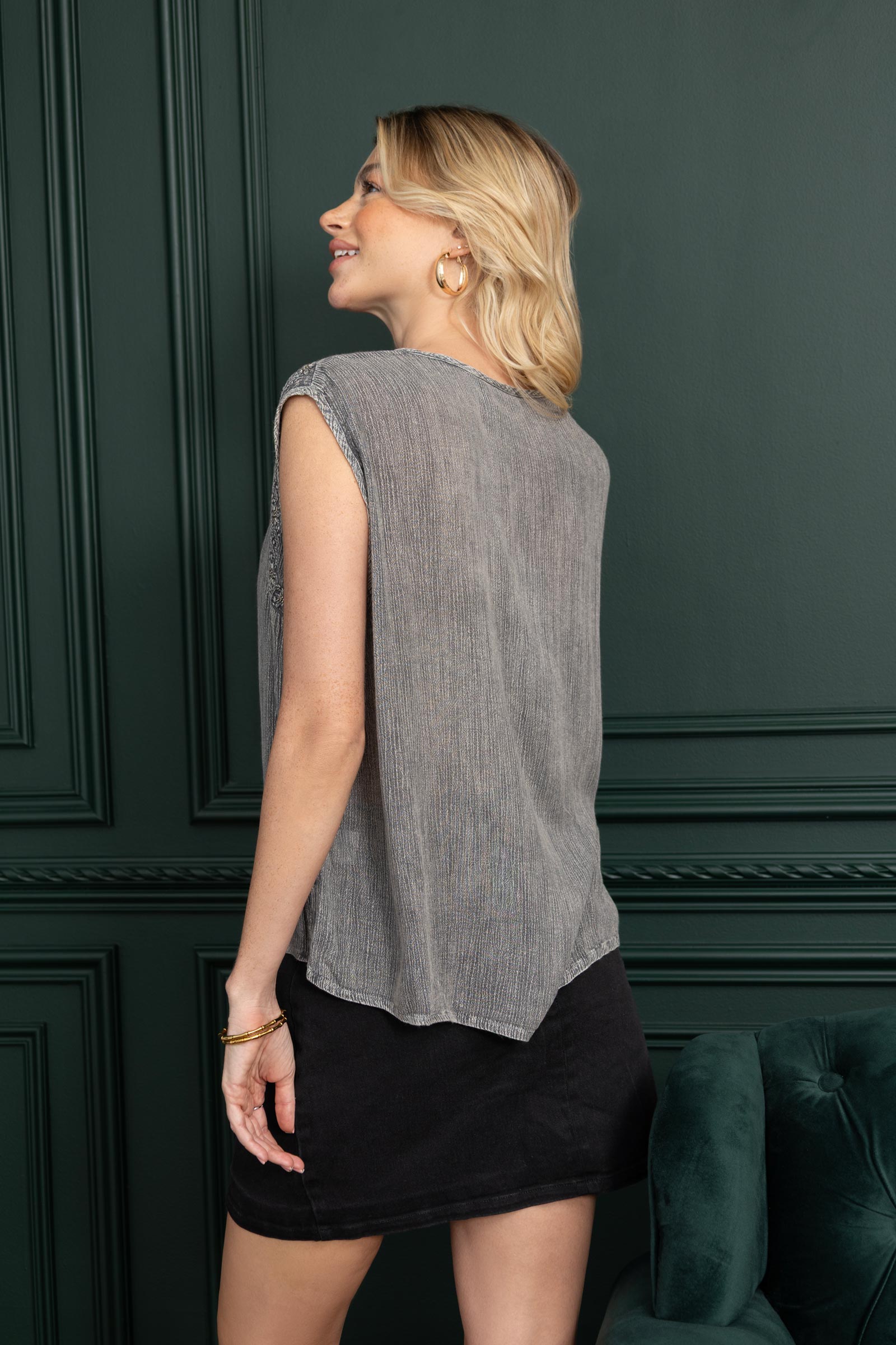 Bohera Arya Embroidered Washed Top