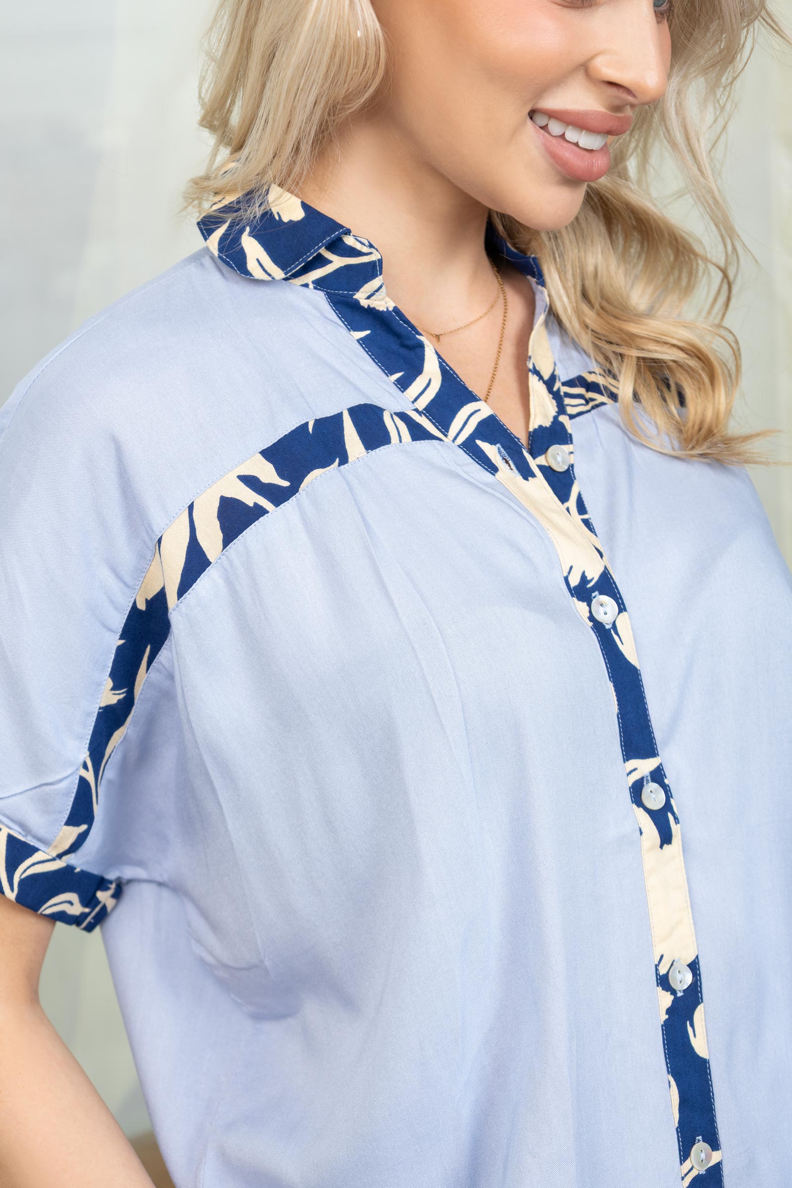 Amber's Place Shirt In Blue