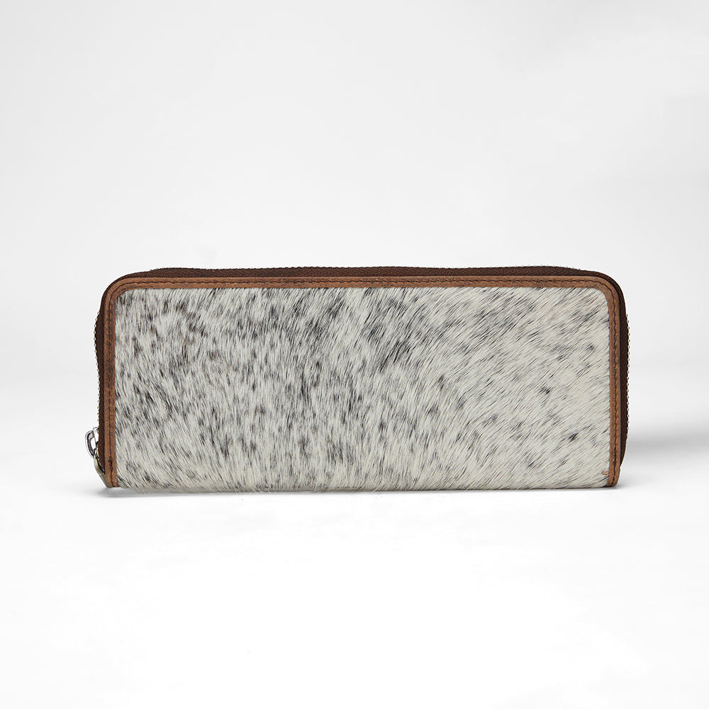 Loyal West Ranch Road Jewelerycase In Brown & White Cowhide