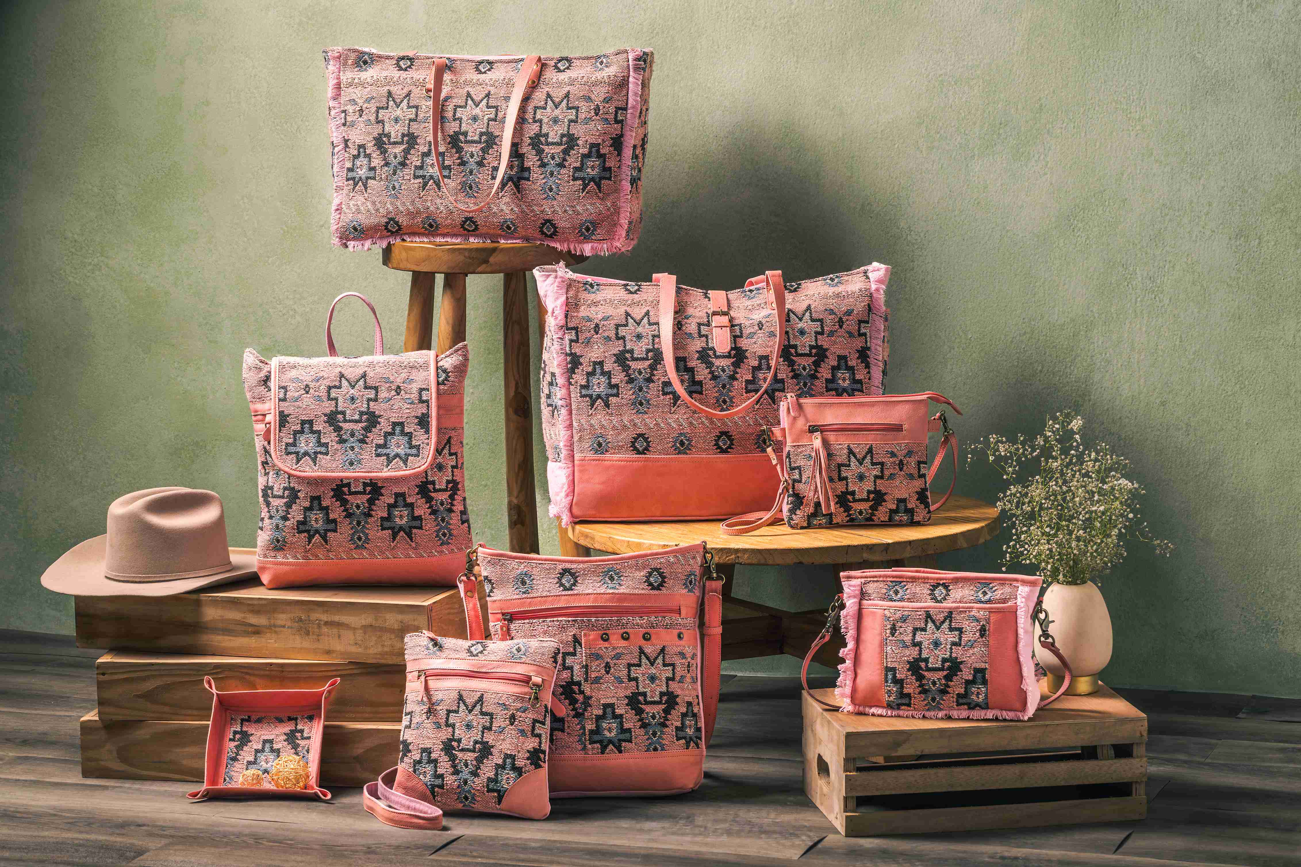 Suzanna Trail Â Collection