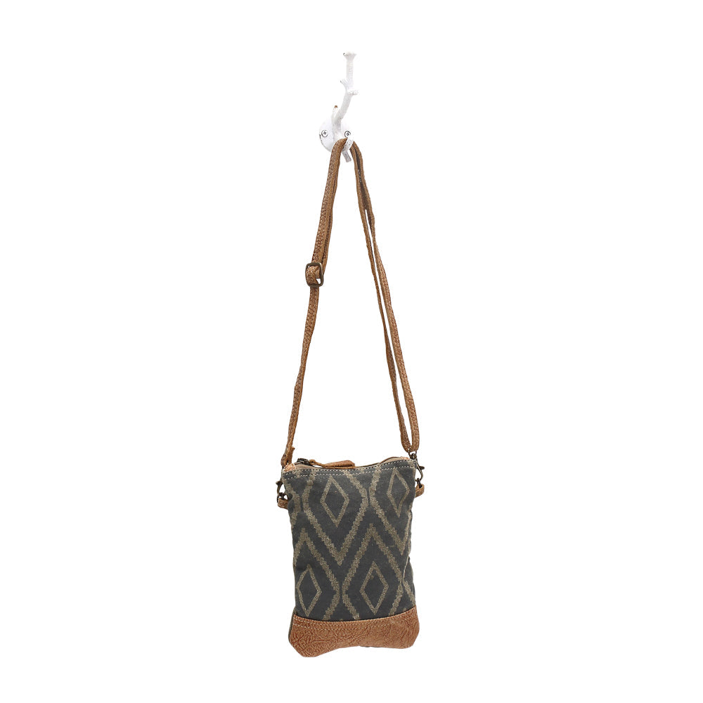 Chevron Print' Cross Body Bag - Myra Bags