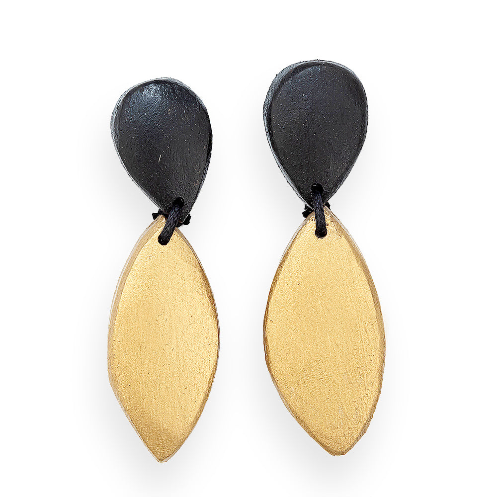 Dos Elegantes Earrings