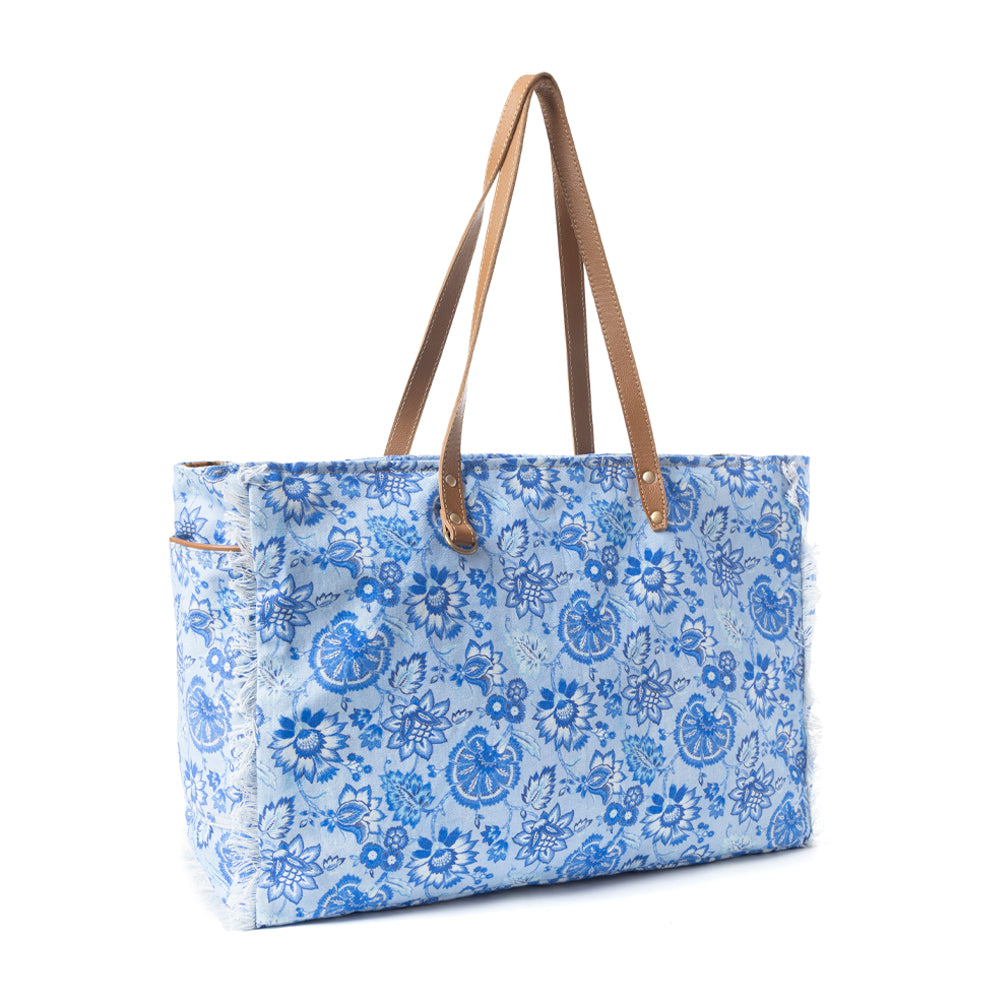 Delft Garden Weekender Weekender Bag In Blue