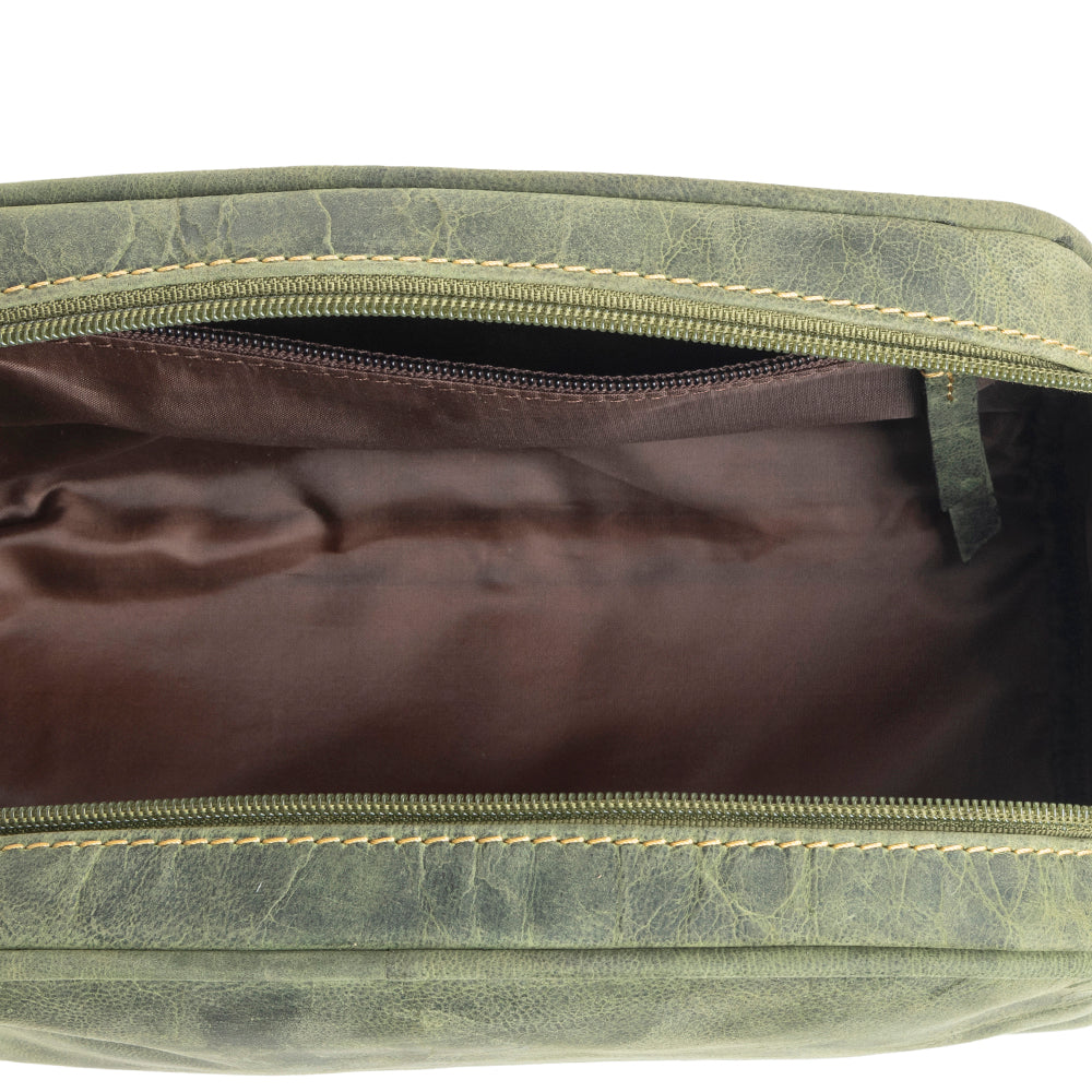 Eagle's Talon Toiletries Bag in Verdent Smoke