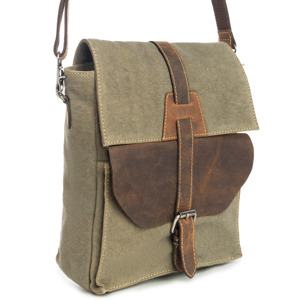 Chilton Trail Messenger Bag