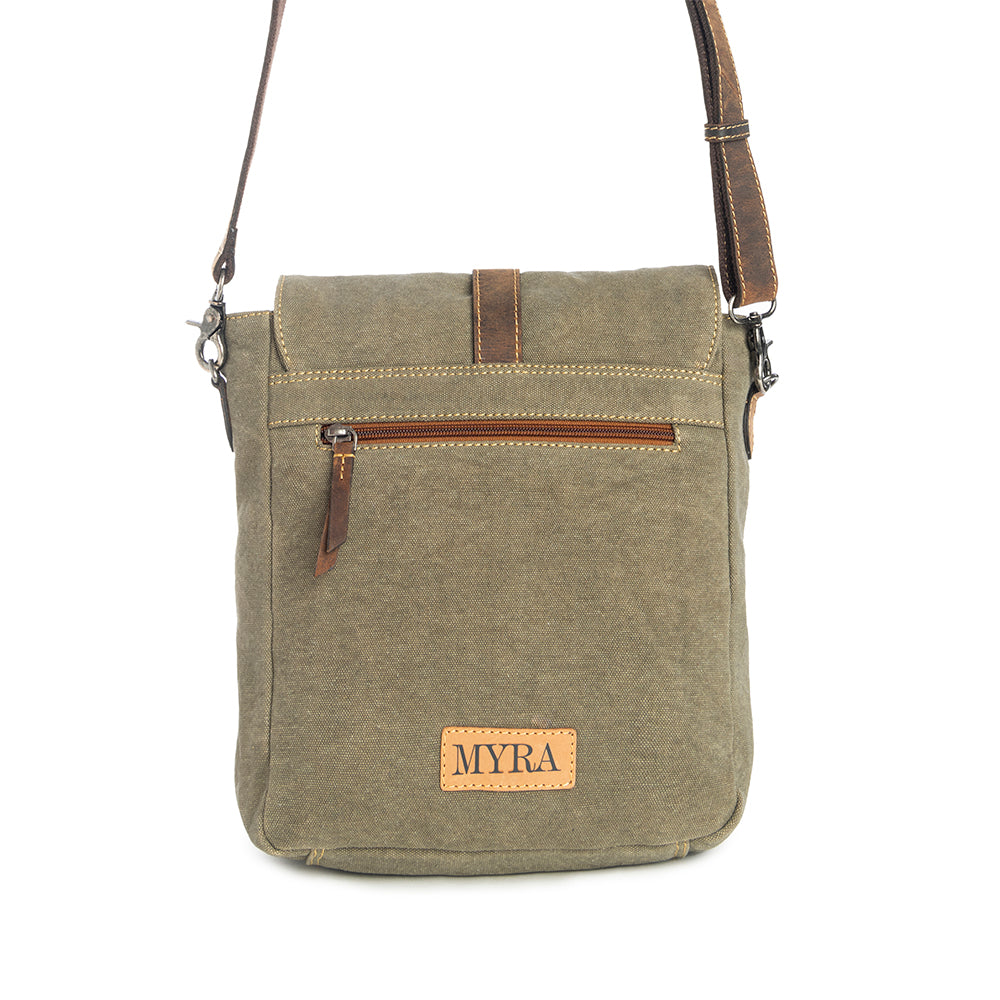 Chilton Trail Messenger Bag