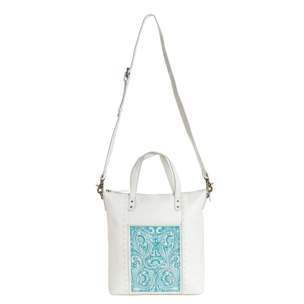 Steerhallow Canyon Shoulder Bag in White