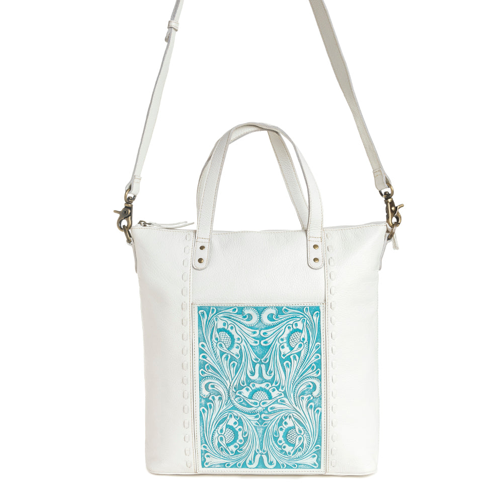 Steerhallow Canyon Shoulder Bag in White