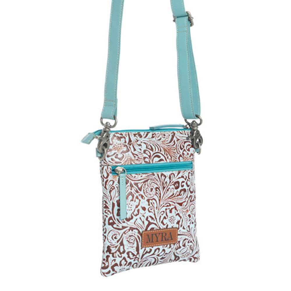 Wonder Trail Shoulder Bag in Turquoise