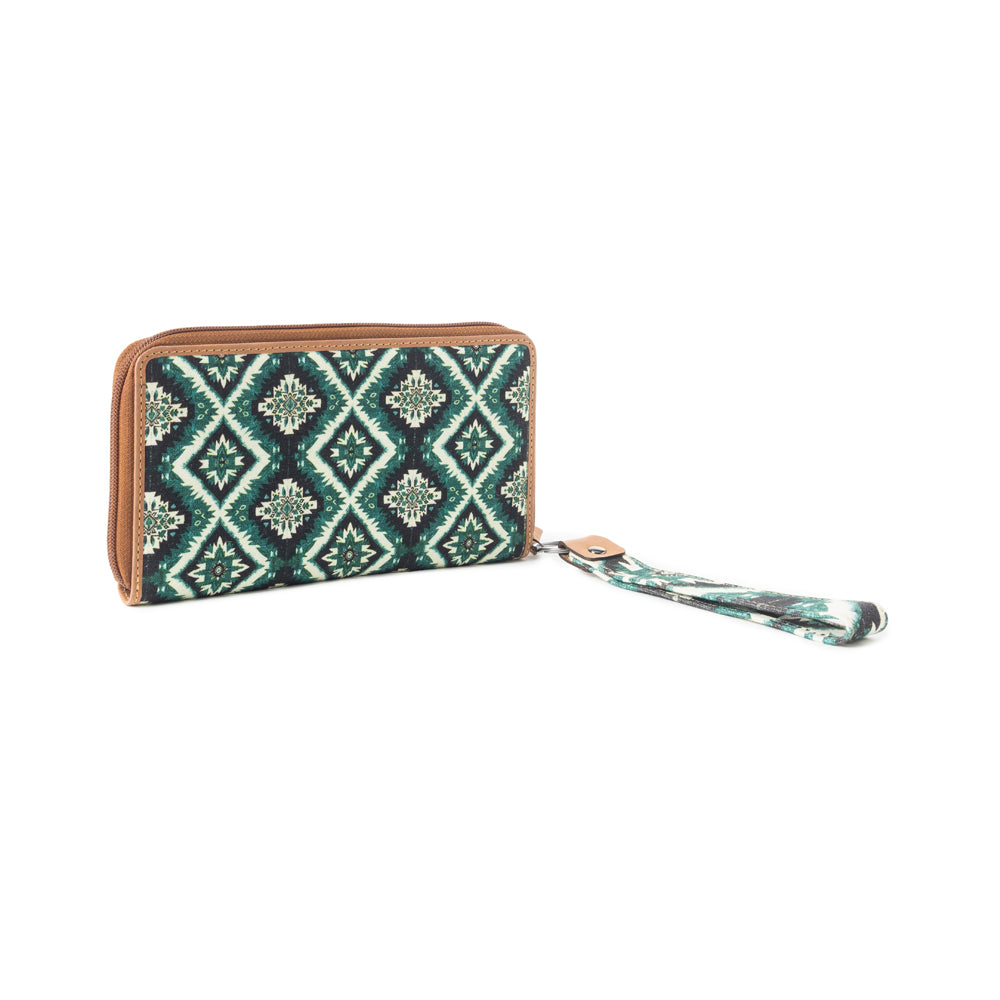 Desert Diamond Wallet In Green