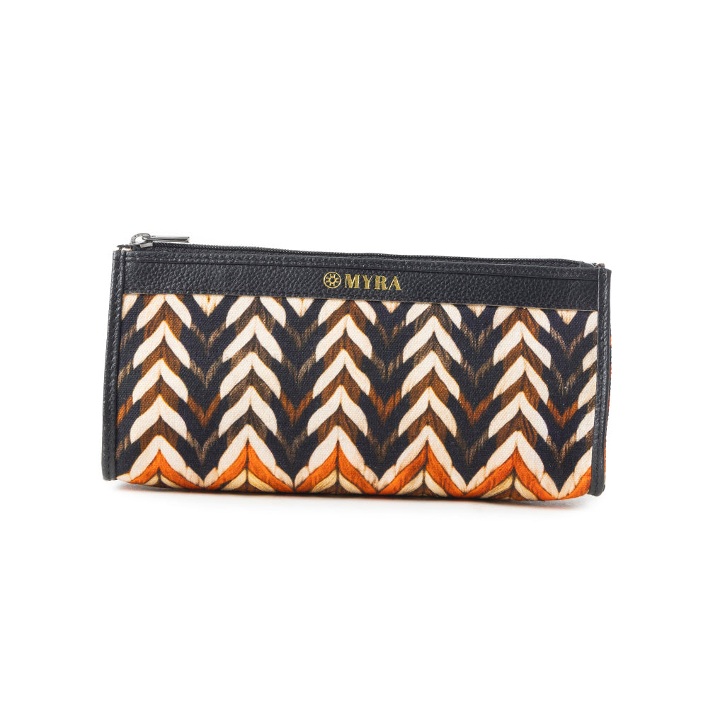 Buena Mia Multi-Pouch Bag In Black & Ivory