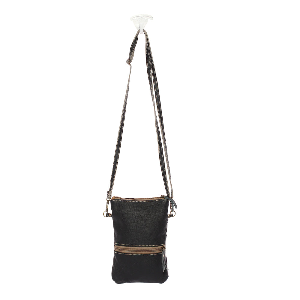 Black And White Cross Body Bag - Myra Bags