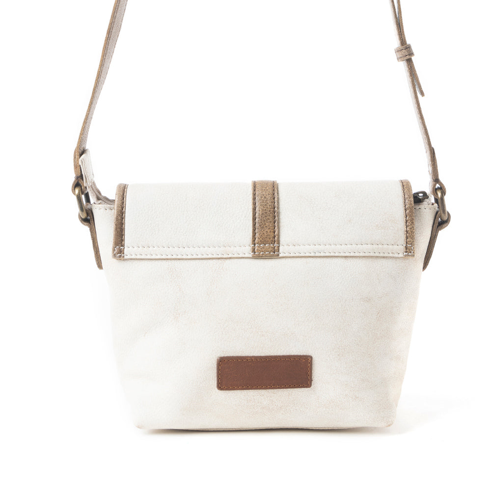 Kellington Ranch Crossbody Bag In Off White