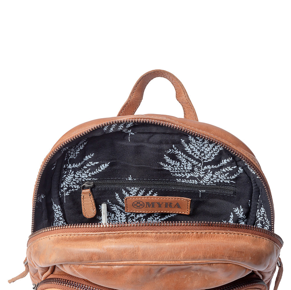 Roaming Traveller Backpack In Tan