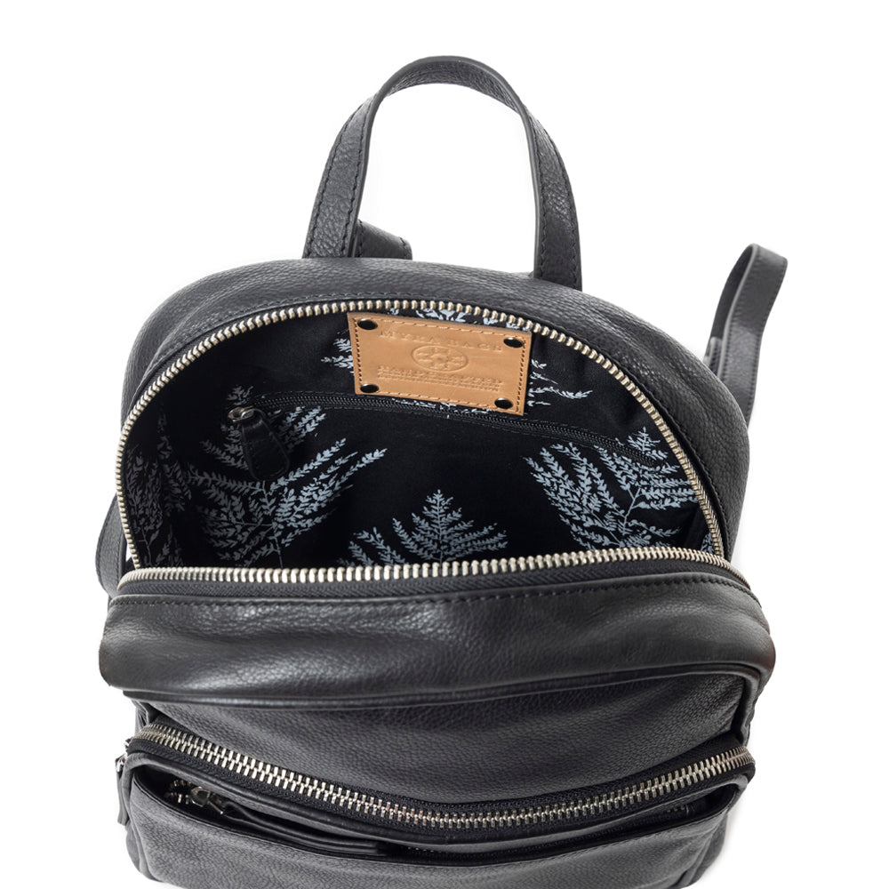 Roaming Traveller Backpack IN Black