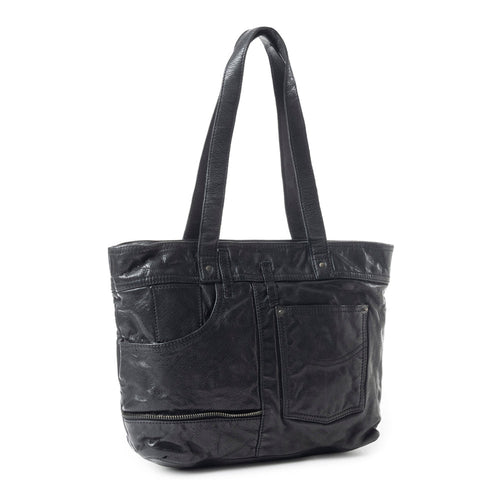 Lapiera Mountain Shoulder Bag In Black