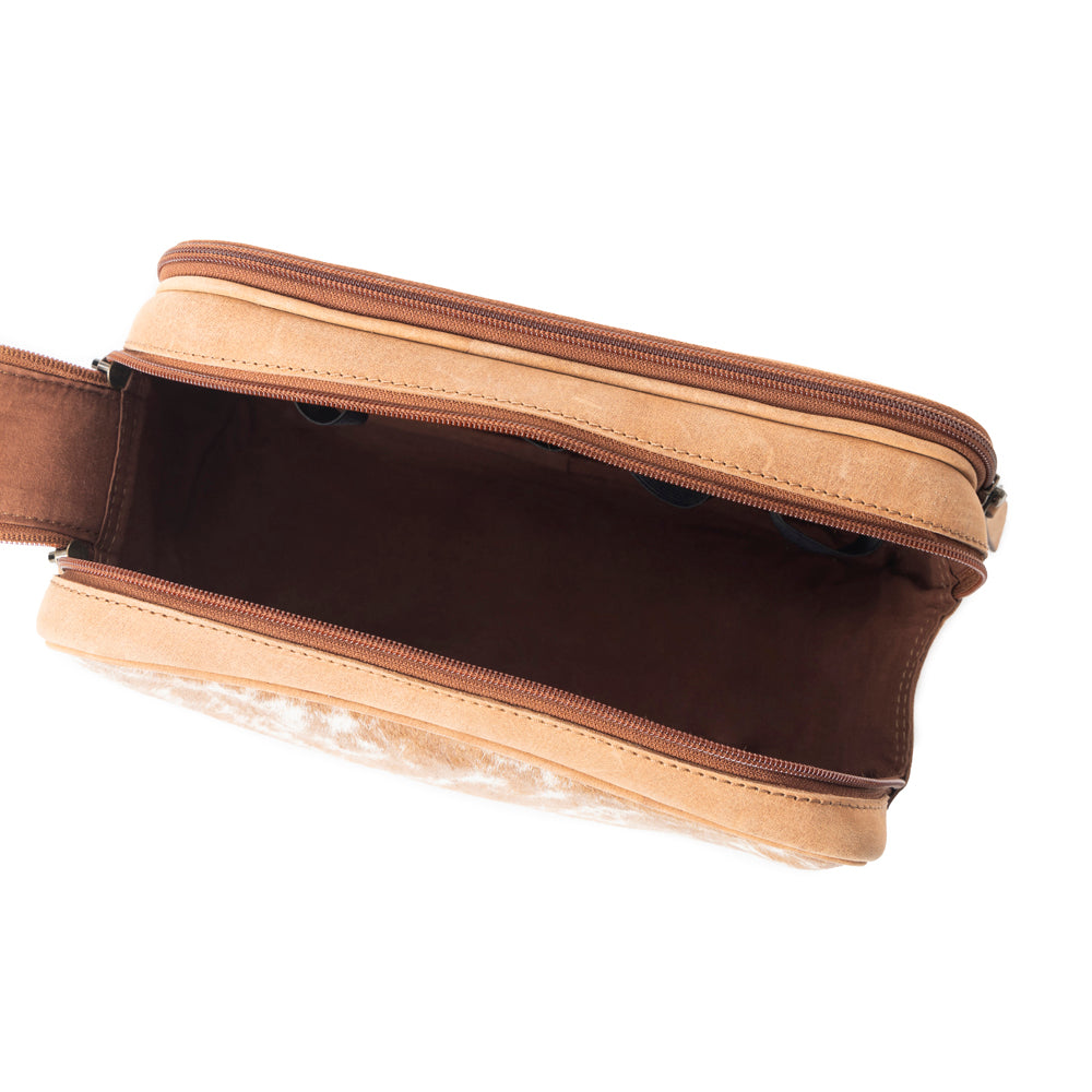 Martha High Trail Toiletries Bag In Brown