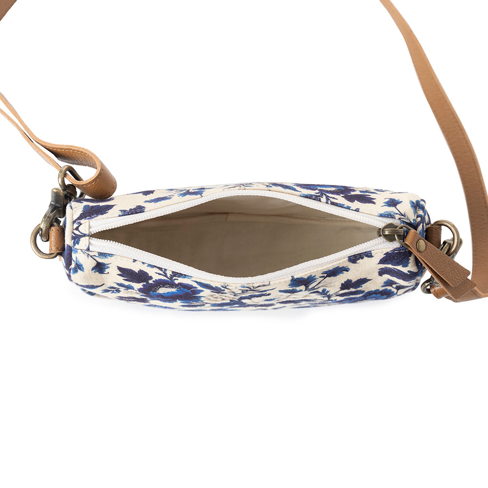 Cottage Rose Crossbody Bag In Blue