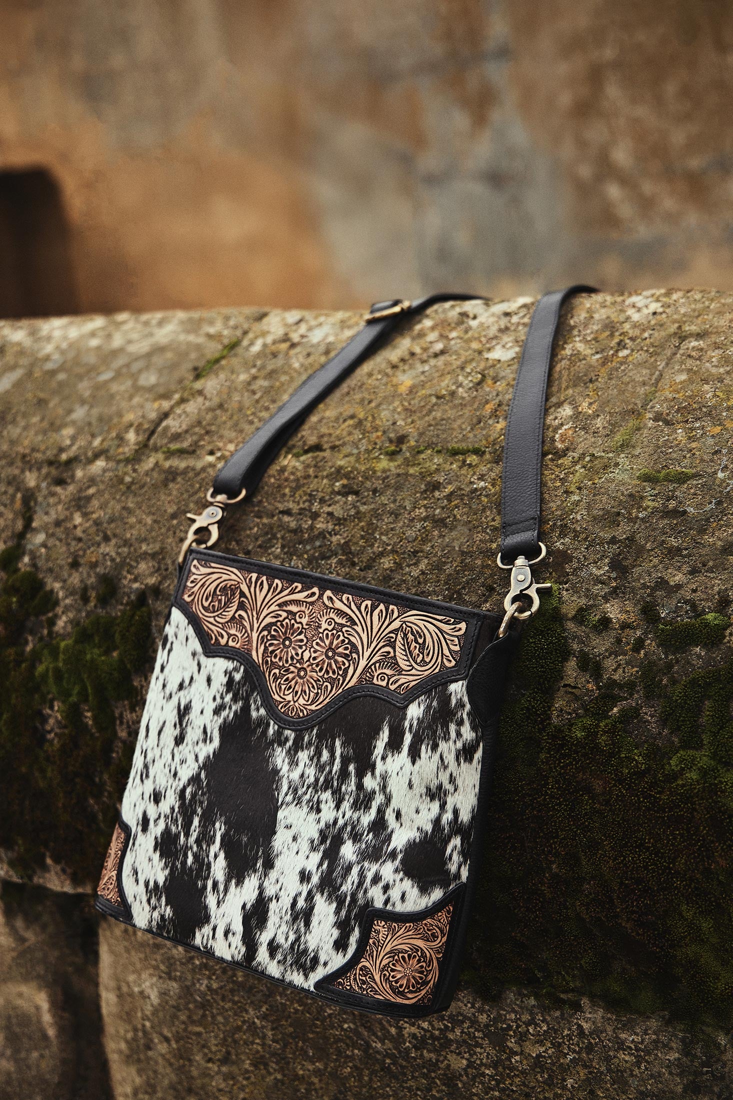 Glorious Rangelands Crossbody Bag In Black And White