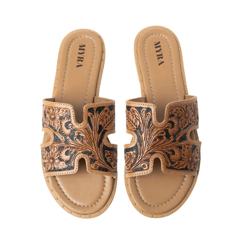 Carmina Anne Sandals In Black