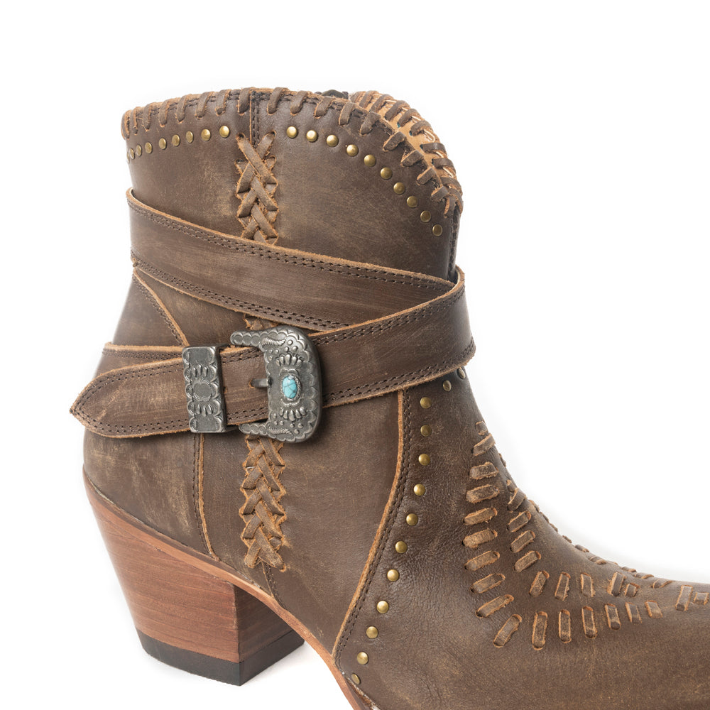 Haley's High Peak Booties - Myrabag