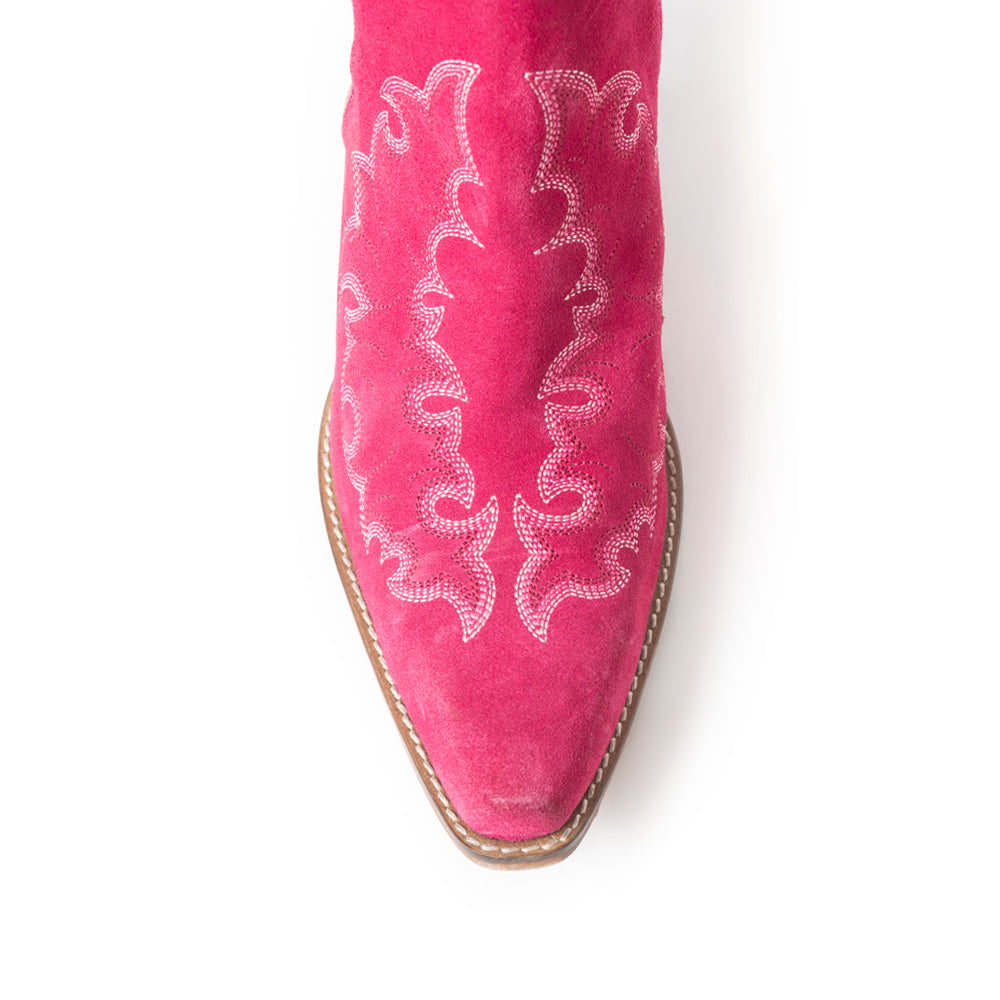 Kassie Trailhead Booties In Pink