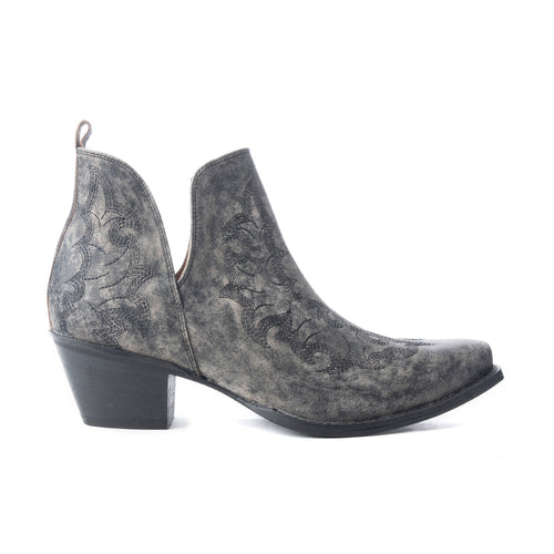 Moonlight on the Mesa Booties In Crackle Black