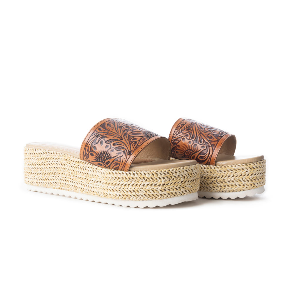 Gloriana Canyon Platform Sandals In Natural