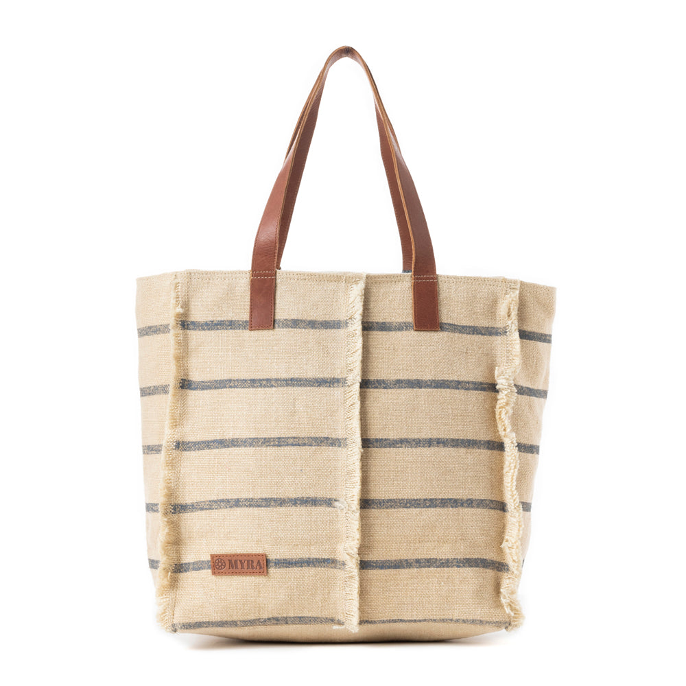 Barnwood Tote Bag in Dusty Sand
