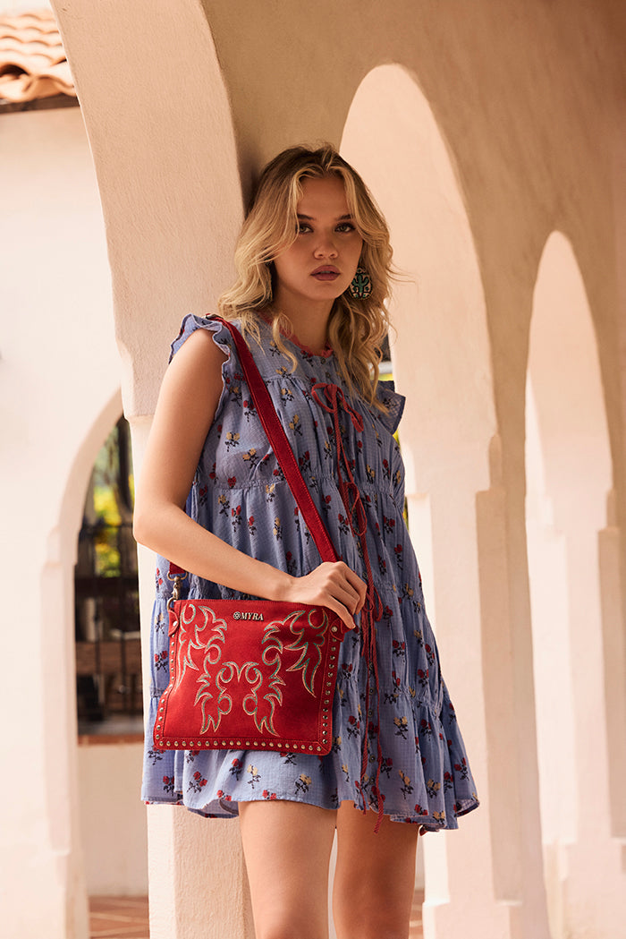 Texas Rose Western Embroidered Leather Bag in Scarlet Red