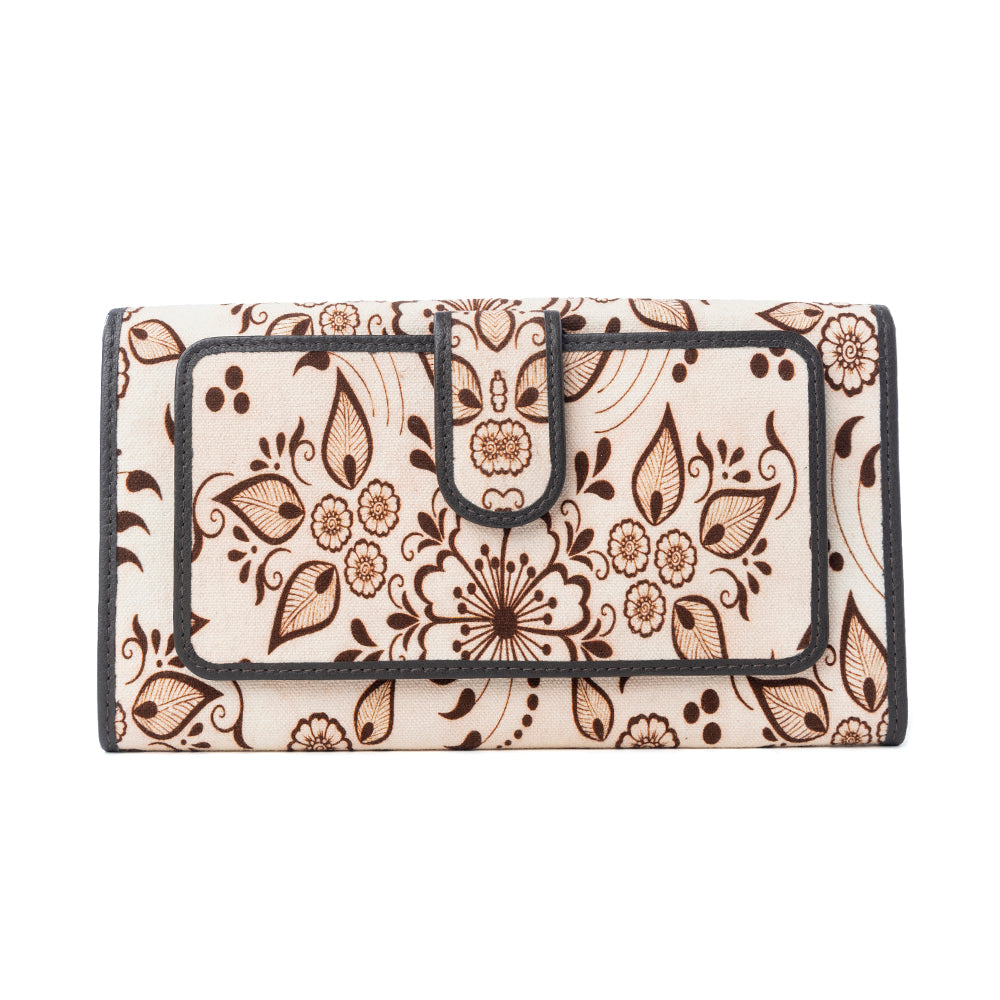 Vanilla Vine Woven Wallet in Sepia Bloom