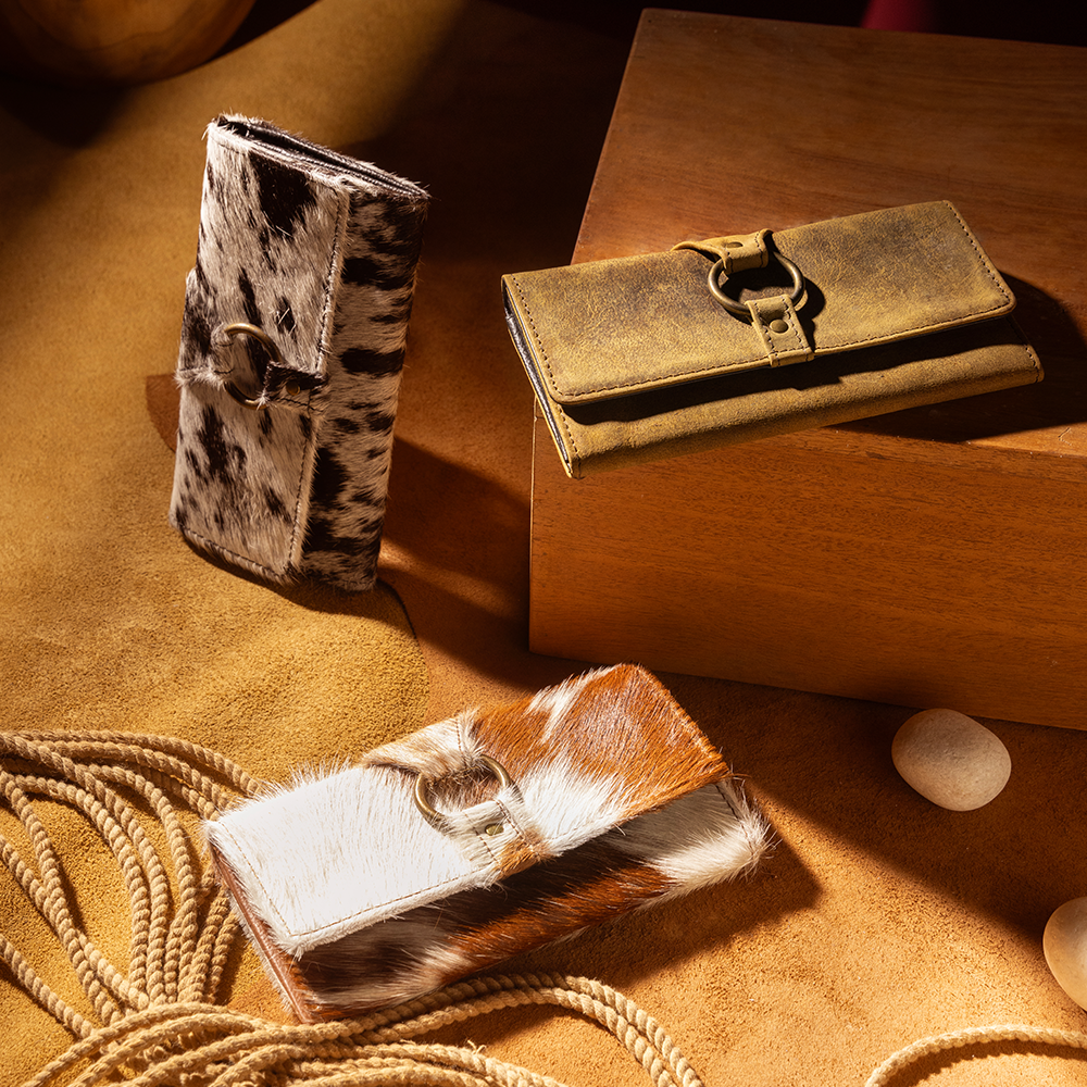 Just White Crochet Wallet Variant Combo