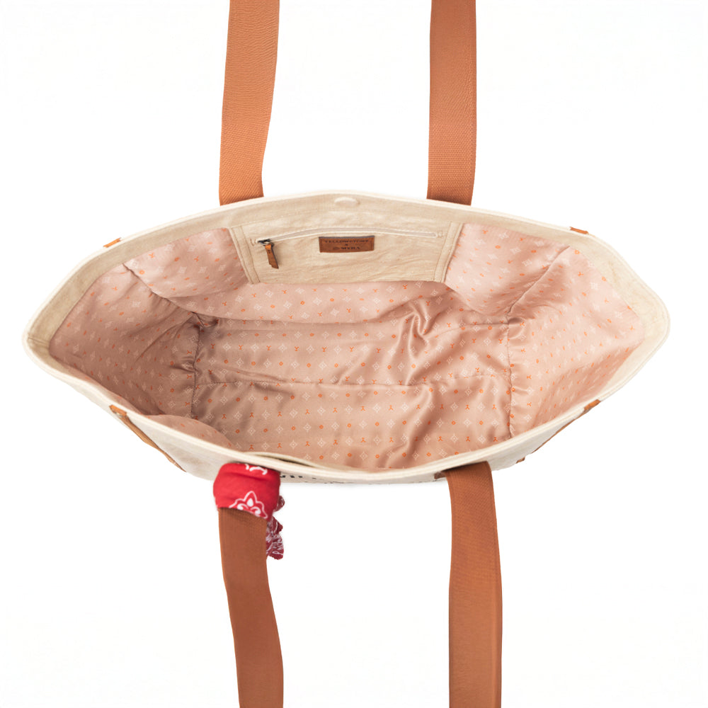 Yellowstone Ivory Creek Weekender Bag with Scarf