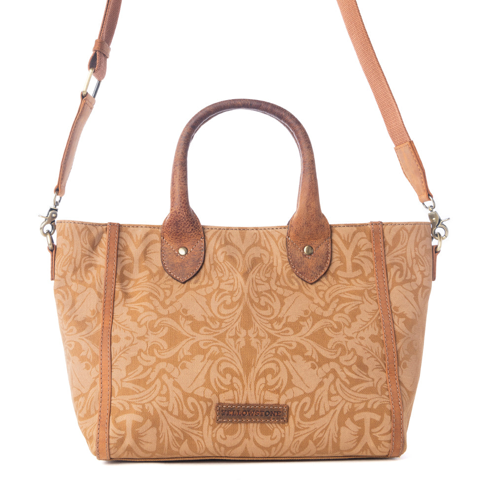 Yellowstone Wrangler’s Trail Crossbody with Pockets in Amber