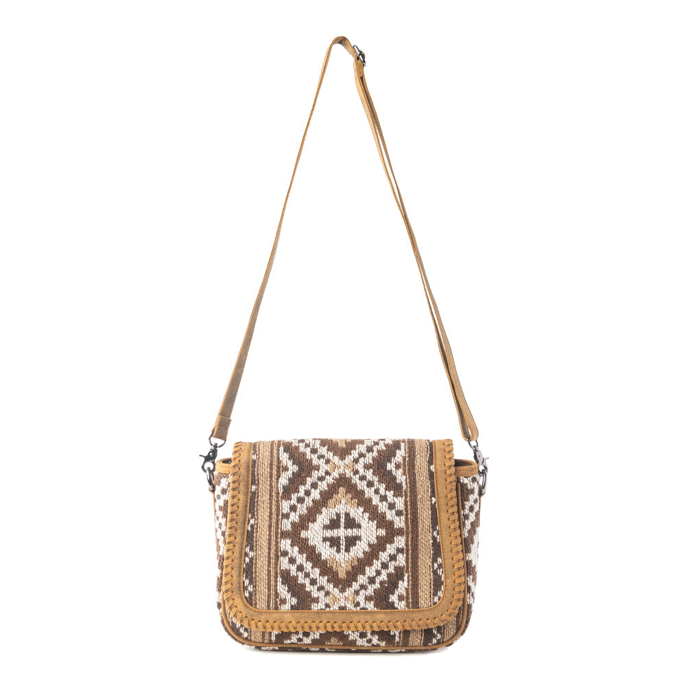 Mesa Crosswinds Woven Shoulder Bag in Canyon Taupe