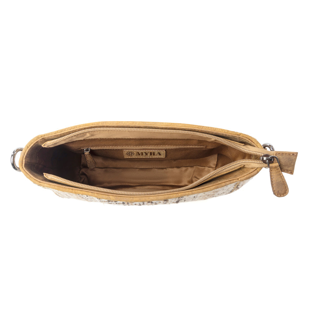 Moonlace Range Woven Shoulder Bag in Mojave Beige