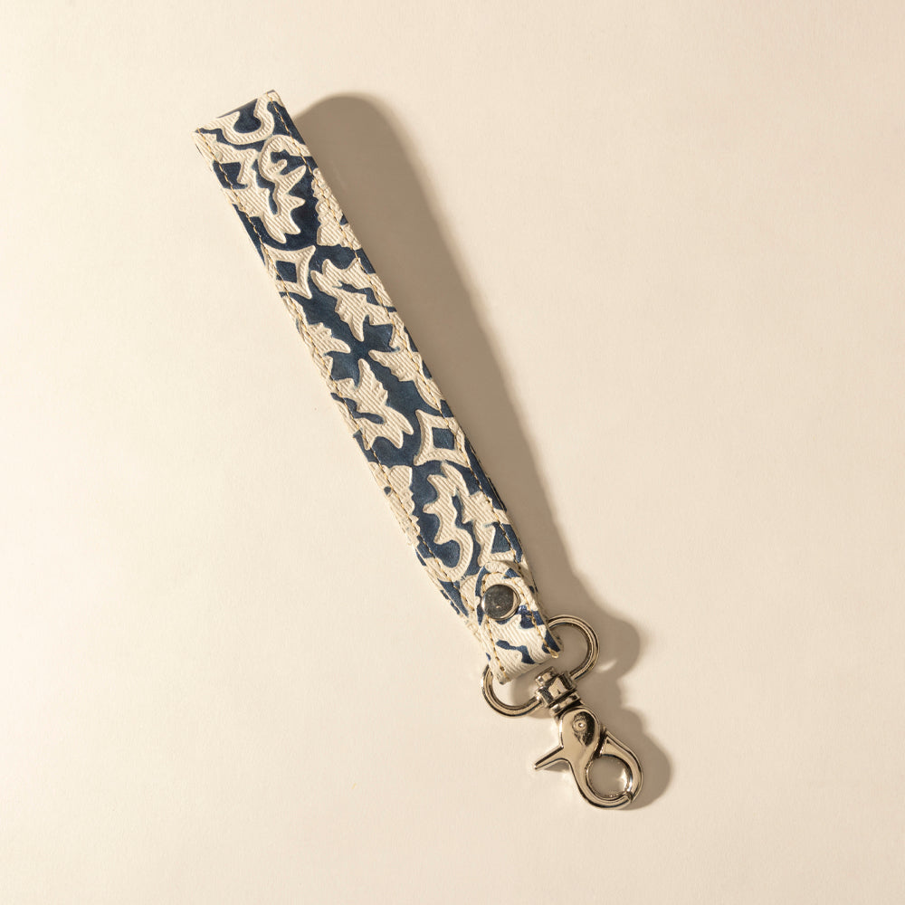 Myra Mojave Day Leather Keyfob in Dark Ivory