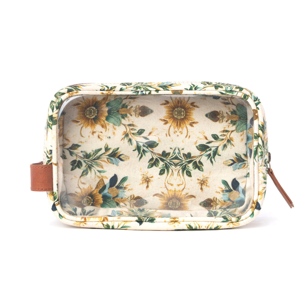 Willow Grove Cotton & Plastic Men's Shaving Kit in Sage Linen