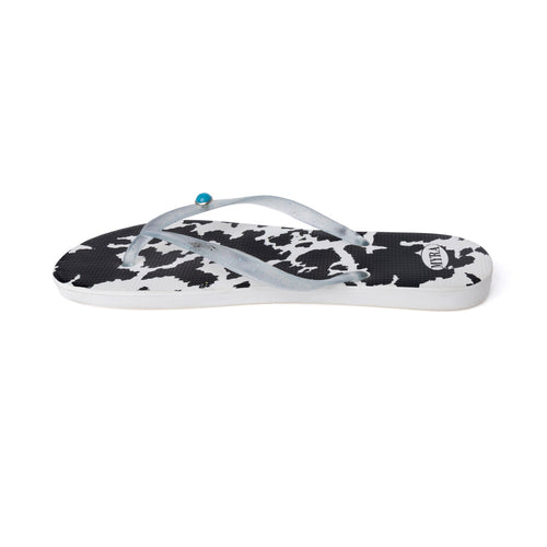 Shadow Ranch Cowhide Slippers in Stormhorn Black