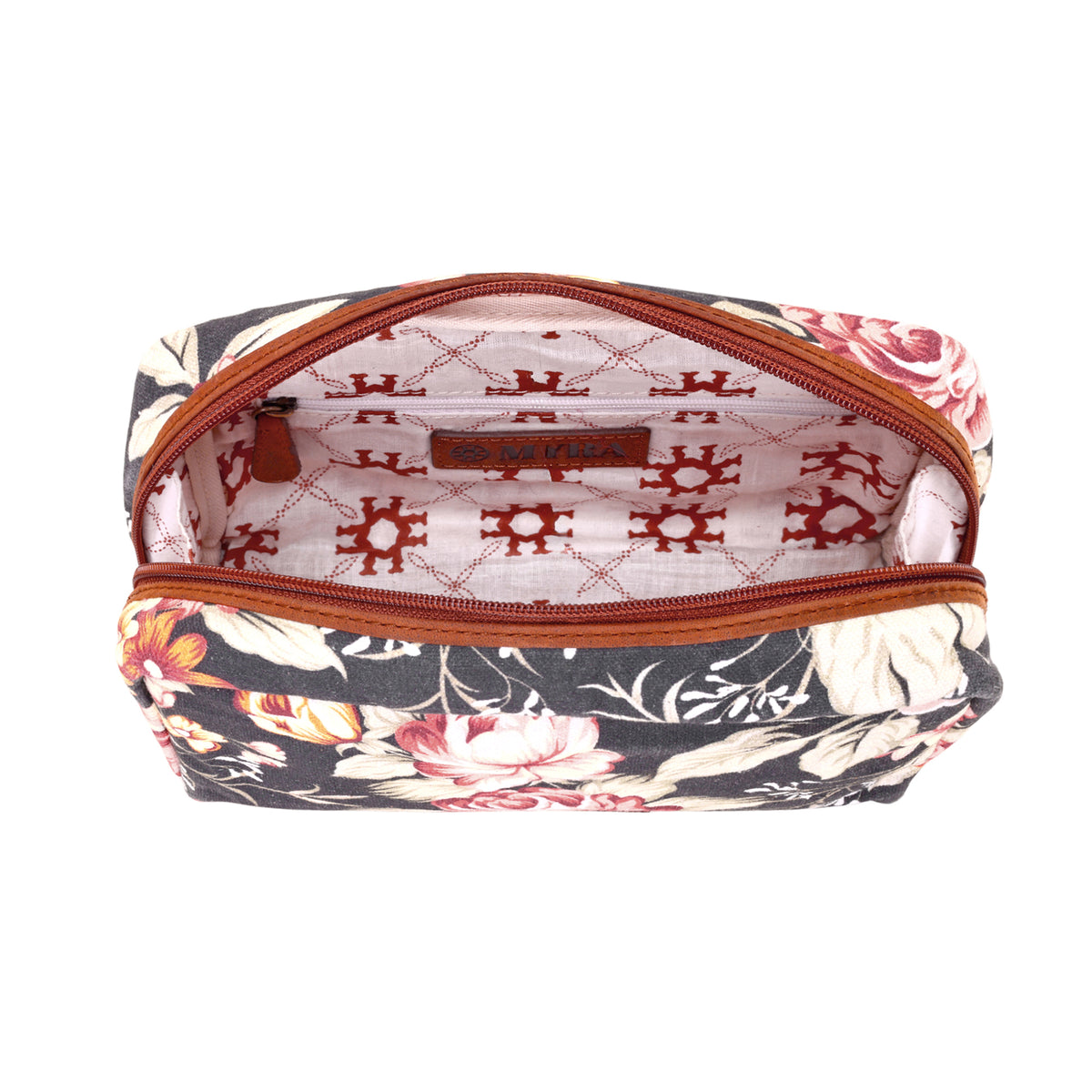 Damianita Makeup Kit in rose floral