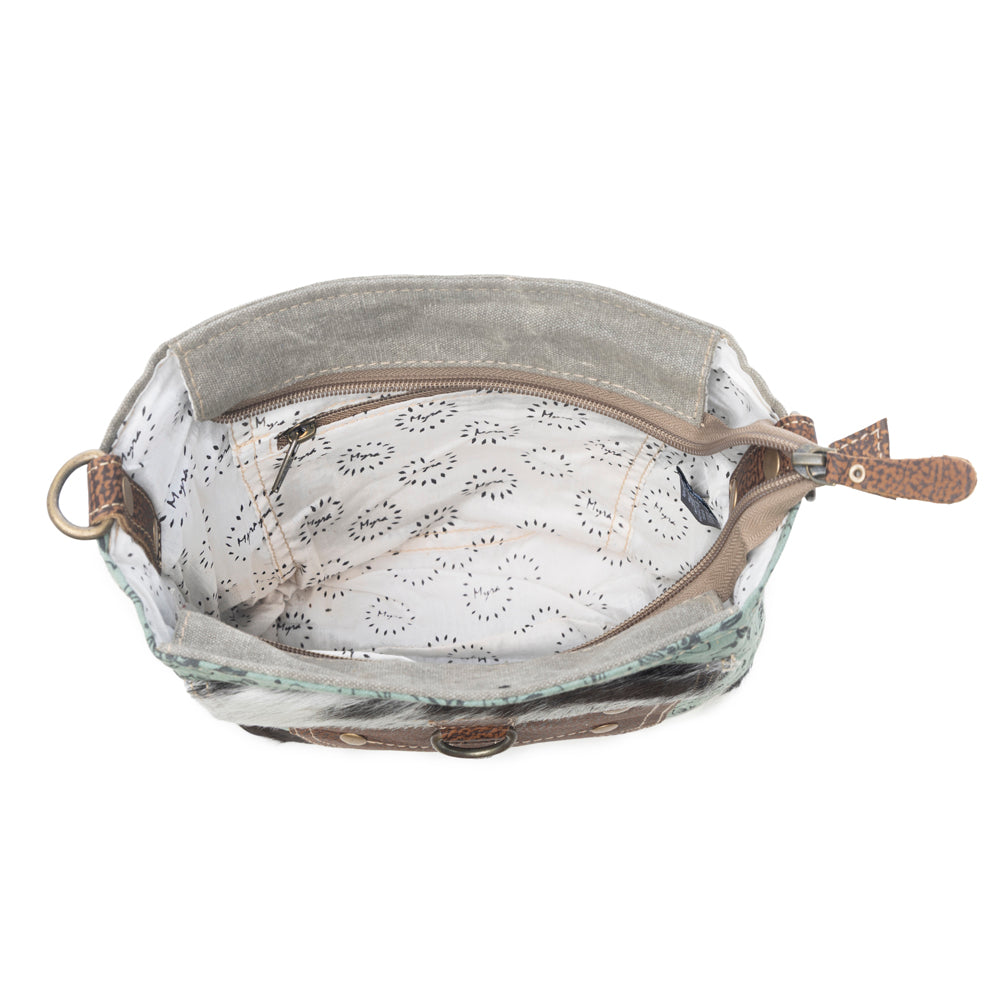 Eau De Nil Shoulder Bag