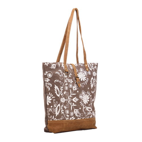 Pompon Tote Bag
