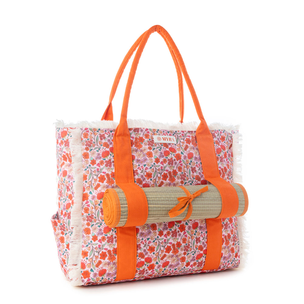 Shoreline Weekender Bag with Beach Mat in Sunset Rust