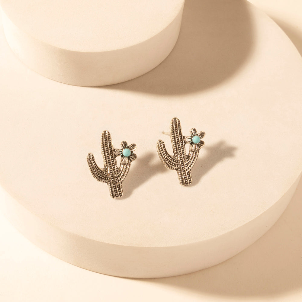 Sonoran Stud Set in with turquoise detail in premium style