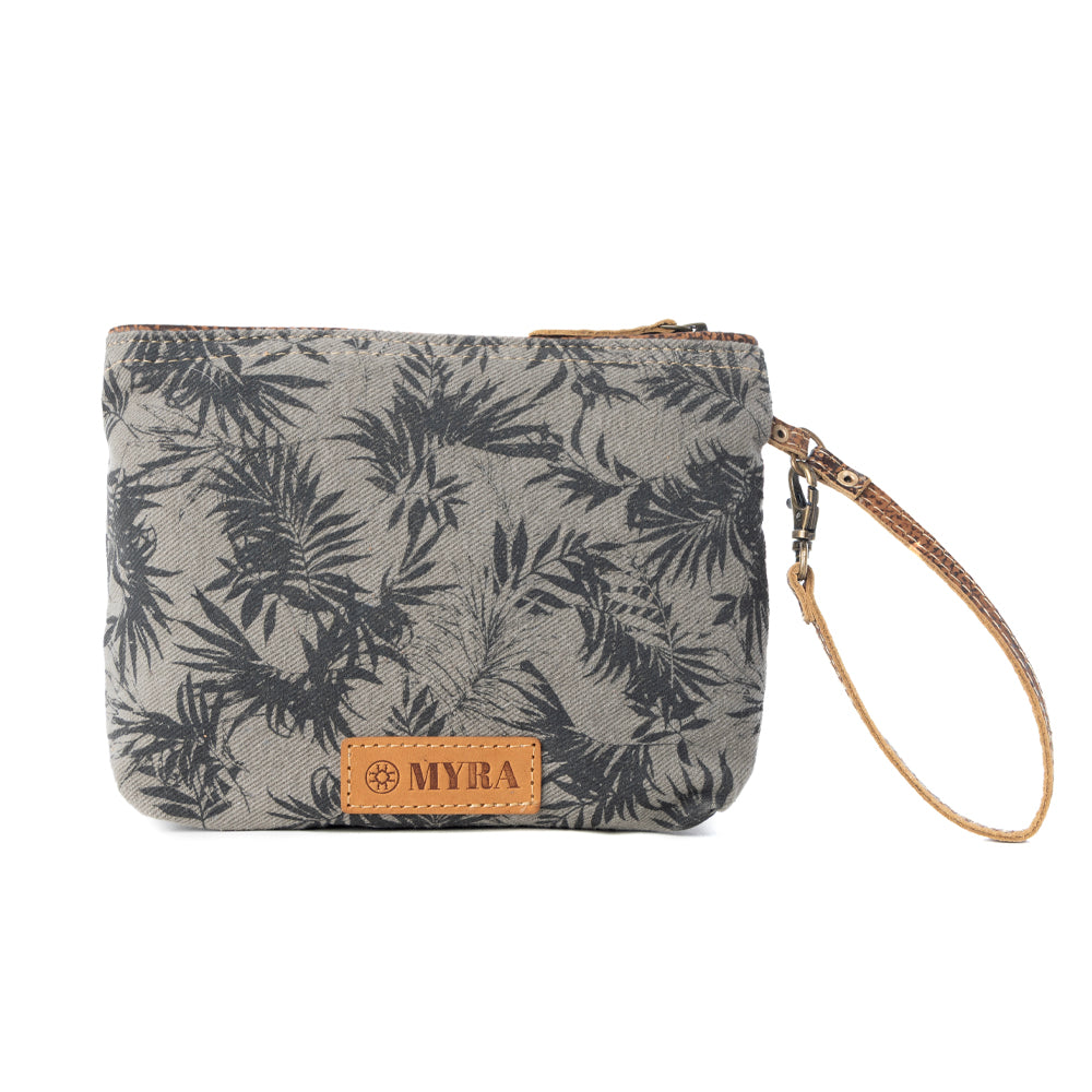 Fernfield Vintage Wristlet for Women in olive with leather detail